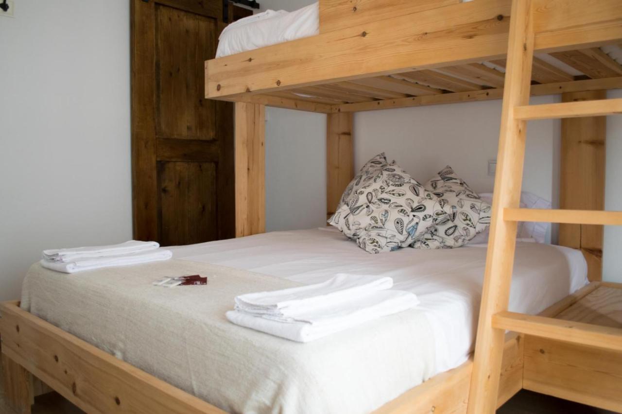 Latas Surf Lodge Loredo Dış mekan fotoğraf